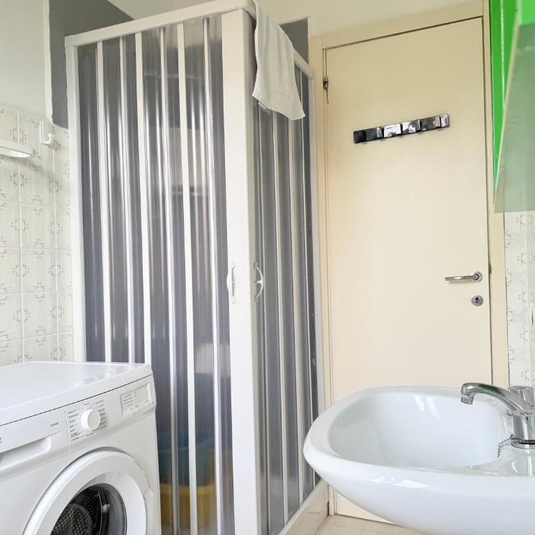 M059 - Marcelli, trilocale in centro a pochi passi dal mare - Two-Bedroom Apartment - 12