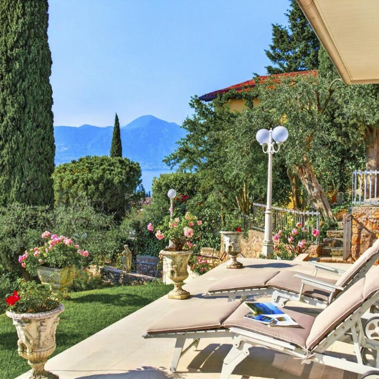 Apartment in Villa Vera Torri del Benaco - Villa con 2 Camere da Letto - 1