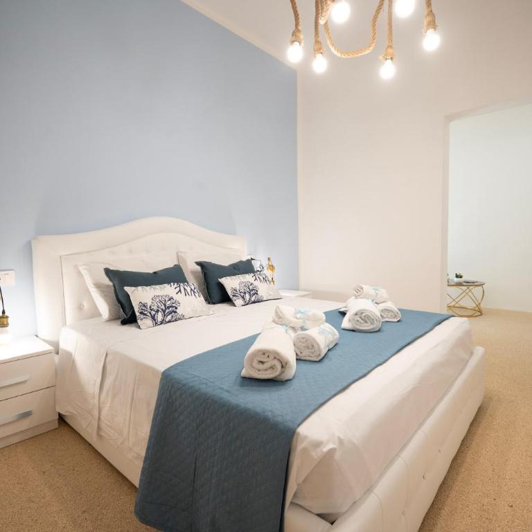 Deledda Rooms Boutique - Camera King Deluxe - 5