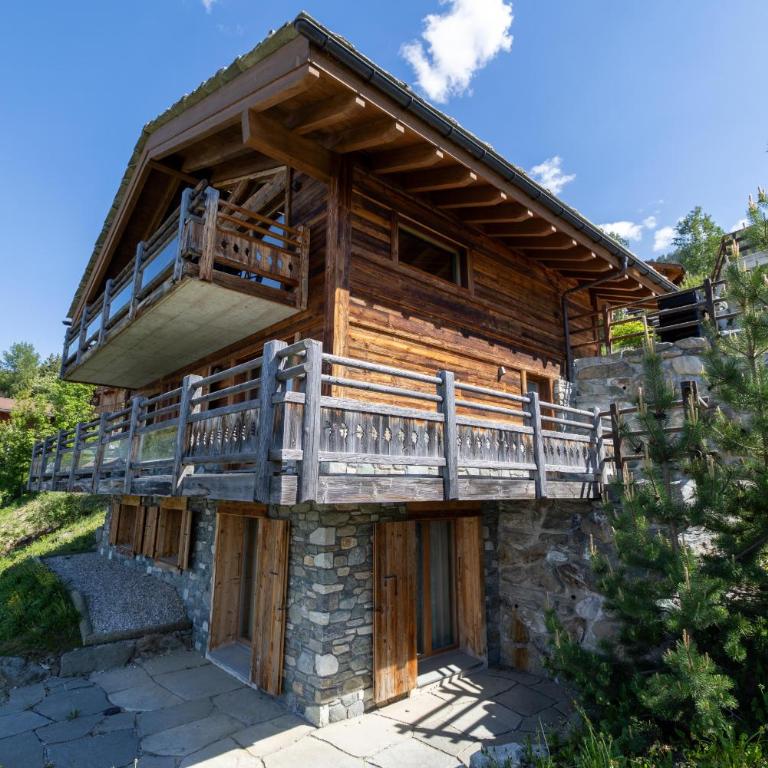 Oak Tree Chalet - on the ski slope - luxury! - Superior Chalet - 26