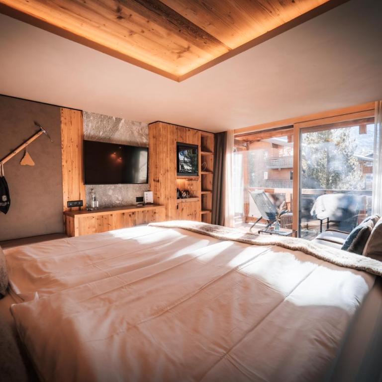 Hotel Bellerive - Panorama Deluxe Zimmer mit Blick auf das Matterhorn - 6