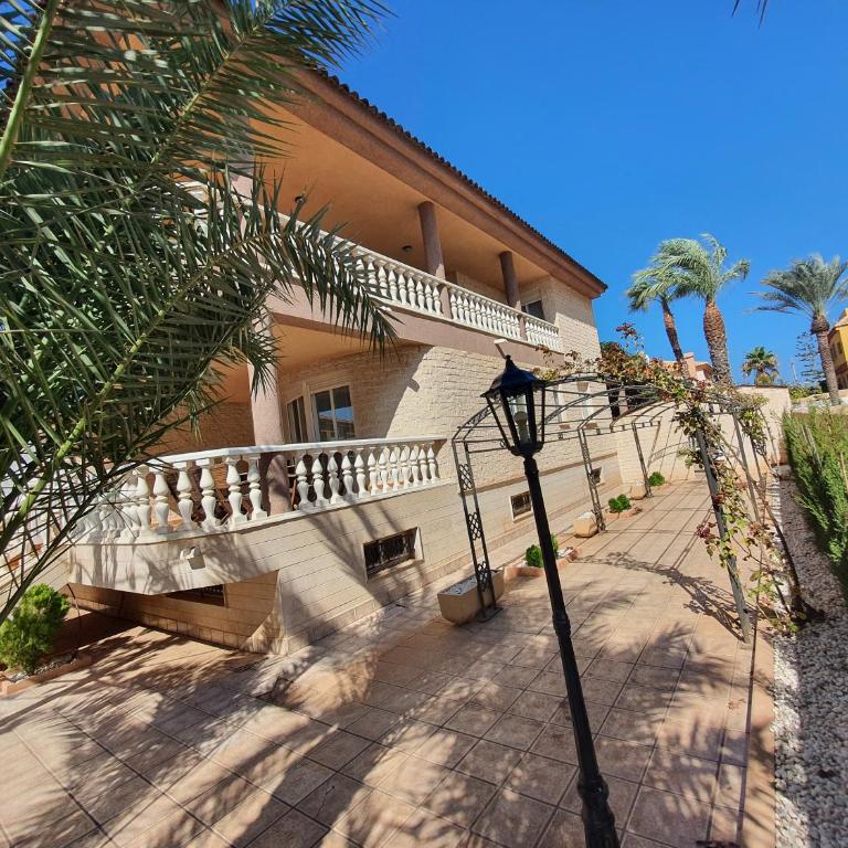 Villa Espaciosa en La Manga Del Mar Menor - Villa - 6