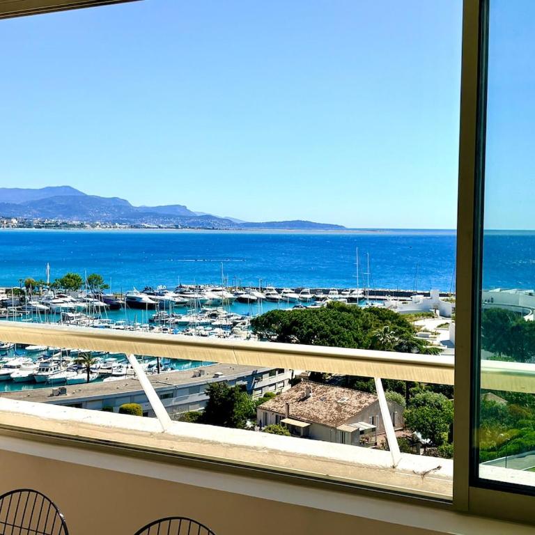 Le Marina 8 - One-Bedroom Apartment - 1