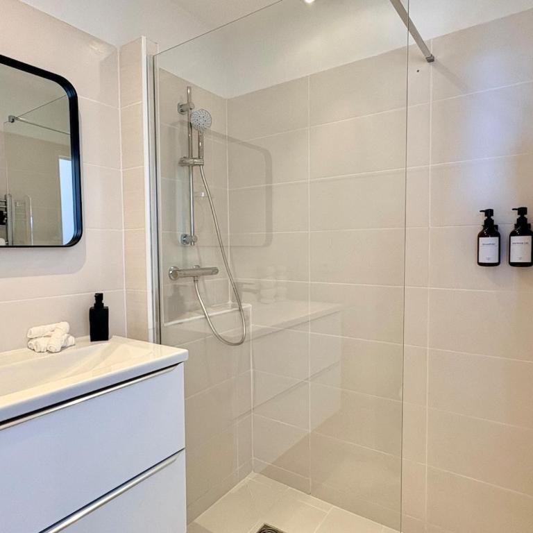 Le Marina 8 - One-Bedroom Apartment - 23