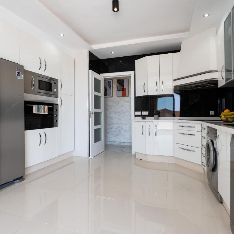 MalagaSuite Villa Riviera Pearl - Villa mit privatem Pool - 17