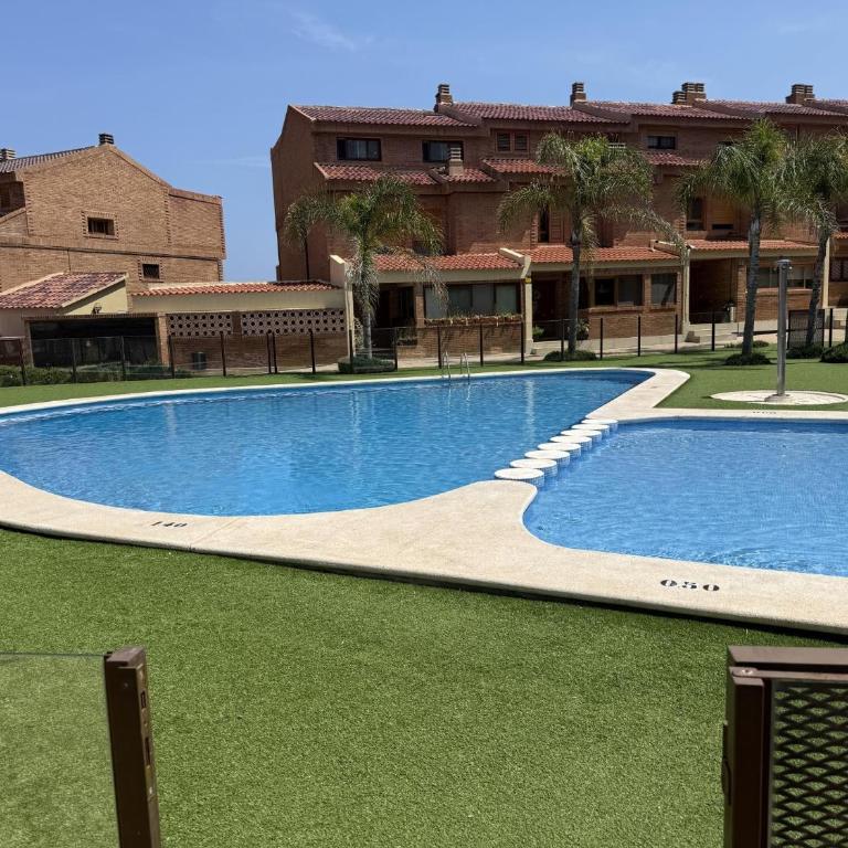 Vistas Panorámicas al Mediterráneo y 2 Piscinas By Turihome - Casa - 16