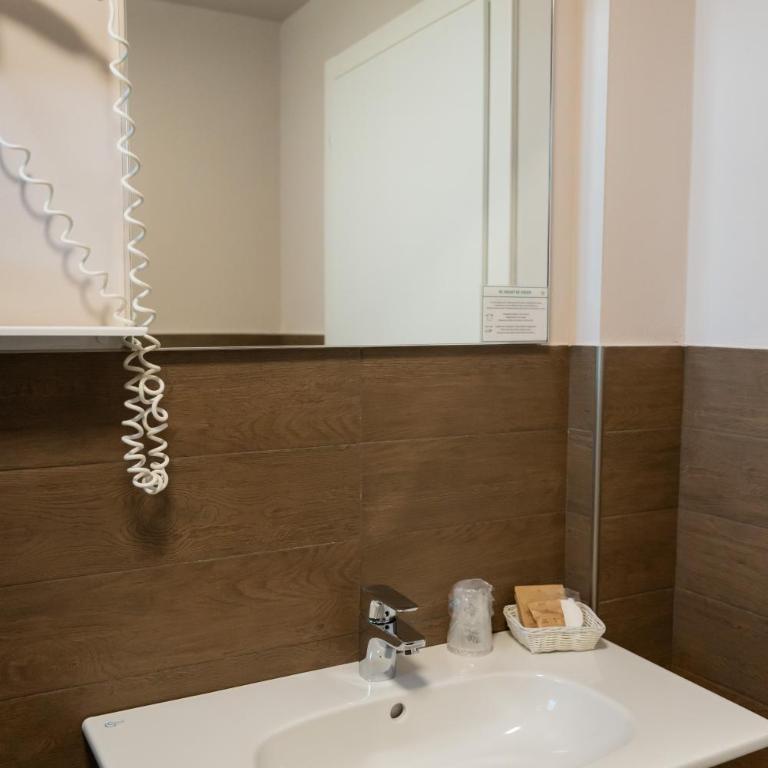 Spa Hotel Splendid Sole - Camera Tripla - 7