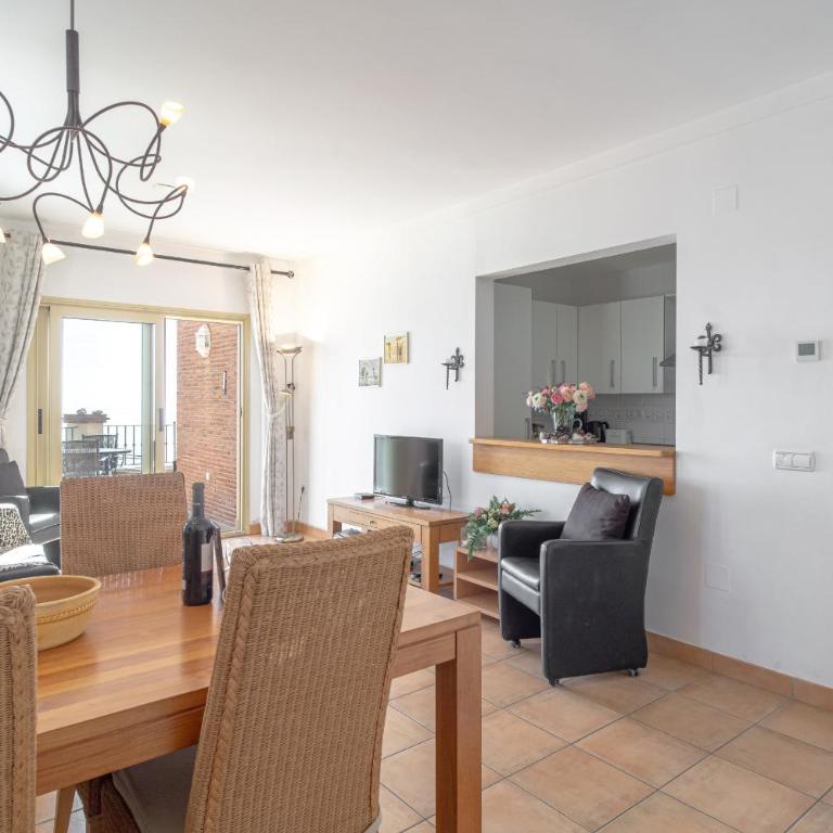 Tamango Hill Alcazaba B Casasol - Two-Bedroom Apartment with Sea View - 6