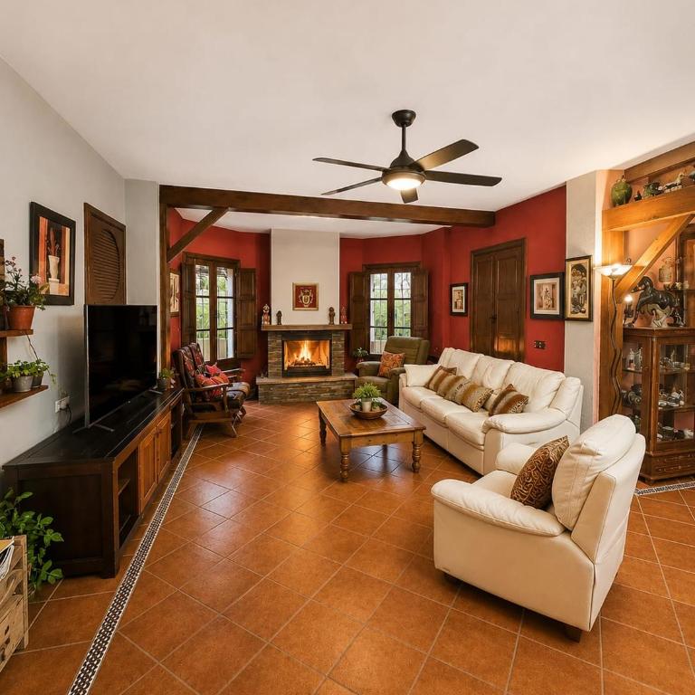 Cortijo Los Arcos - Lujo rural con piscina y vistas espectaculares en Málaga - Casa de 5 dormitorios - 17