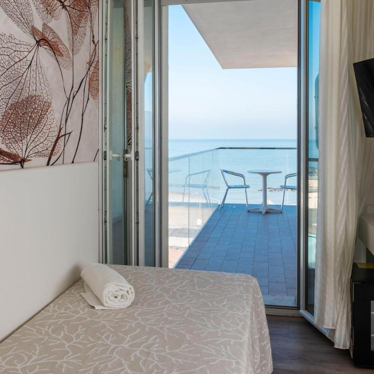 Hotel Harmony - Camera Singola Deluxe con Vista Mare - 4