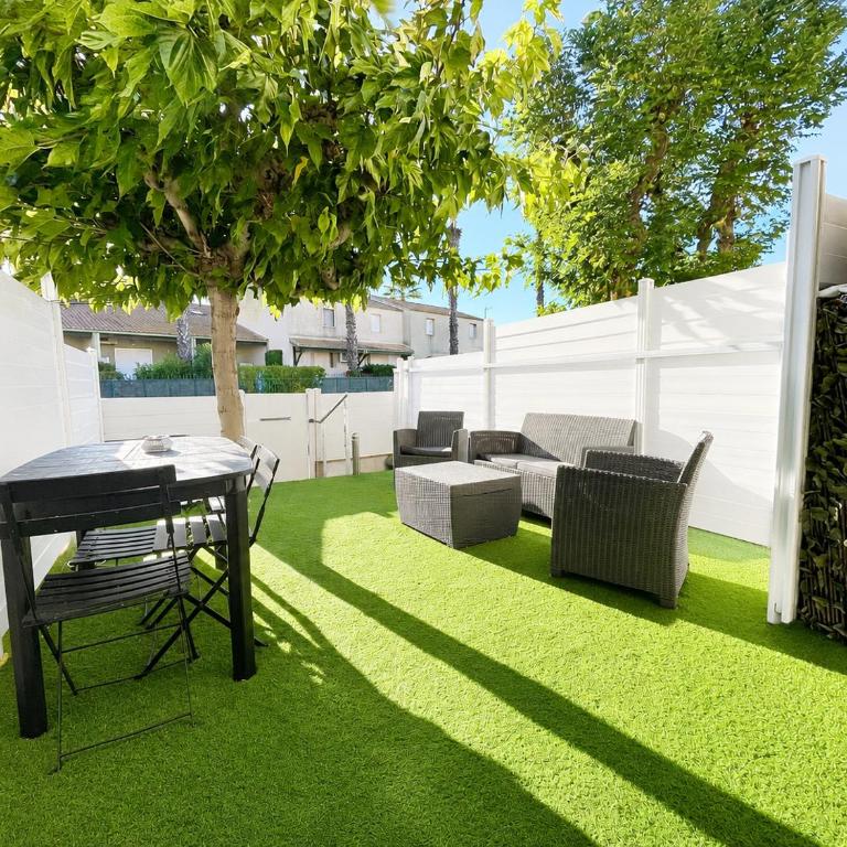 APPARTEMENT T2 CLIMATISÉ AVEC JARDIN - 5 personnes - Apartment mit 1 Schlafzimmer - 1