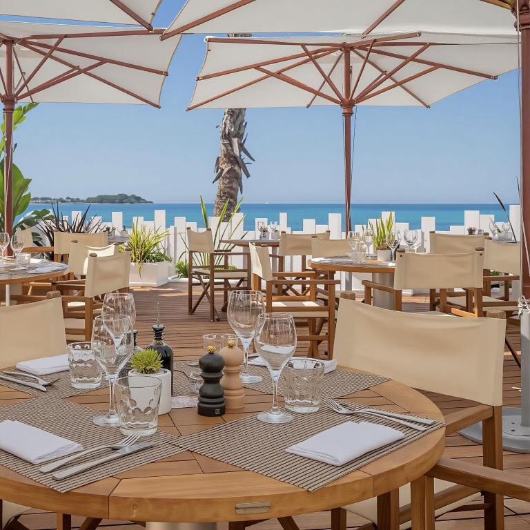 Joli appartement à 5 minutes du palais et plages - Appartement 1 Chambre - 22