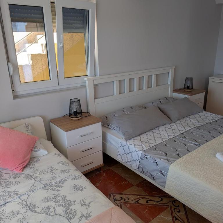 Villa Apartmani Anja - Apartman sa 1 Spavaćom Sobom - 4