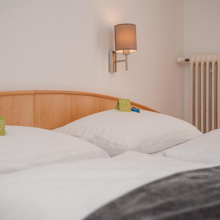 Hotel Lipeter & Bergheimat - Doppelzimmer mit Balkon und Seeblick - 5