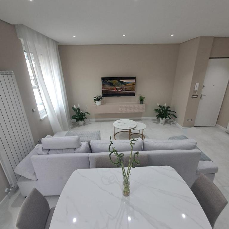 Toska's home - Two-Bedroom House - 1