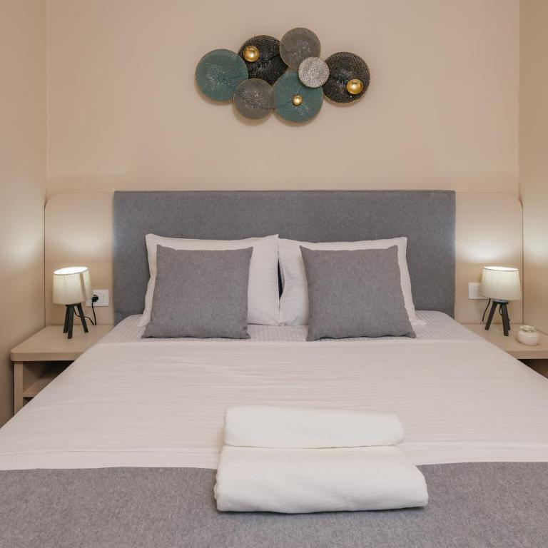 Apartments KinGs - Apartman s 1 Spavaćom Sobom i Balkonom - 6