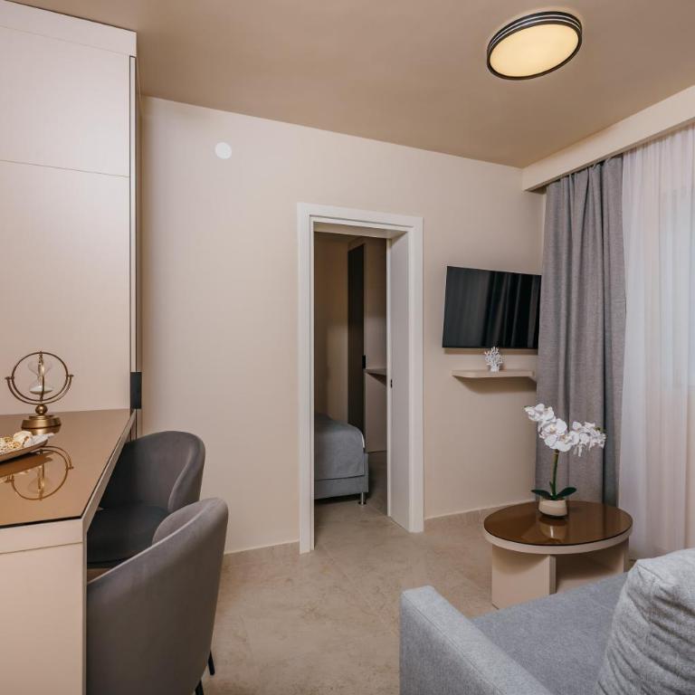 Apartments KinGs - Apartman s 1 Spavaćom Sobom i Balkonom - 12