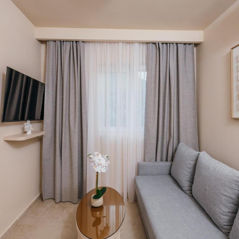 Apartments KinGs - Apartman s 1 Spavaćom Sobom i Balkonom - 5