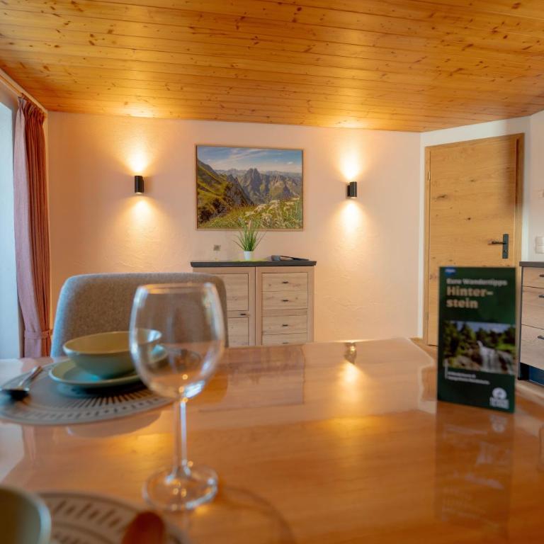 Wohlfühl Auszeit in den Bergen - Apartment mit 1 Schlafzimmer, Balkon und Bergblick - 7