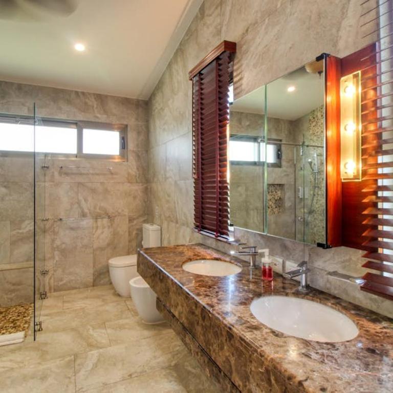 Villa Kibaloma by Andiani Travel - Villa - 23