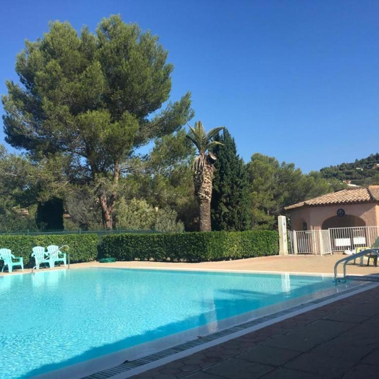 Appartement sur la corniche 4 personnes vue mer Boulouris St Raphael - Apartment mit 2 Schlafzimmern - 7