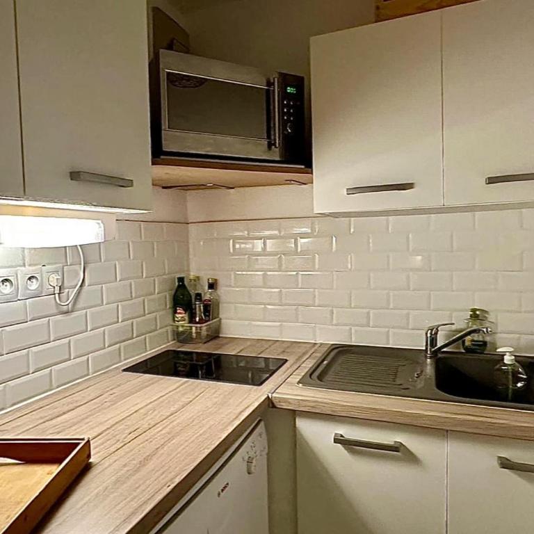 Bright 2 bedrooms, pool, garage - Appartement 2 Chambres - 12