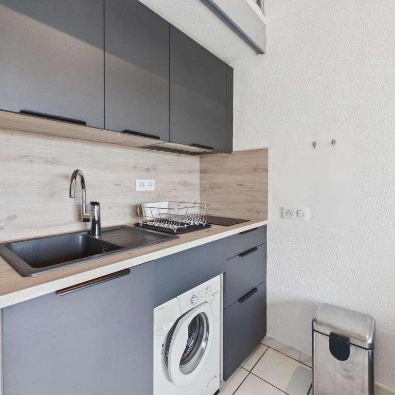 Appartement climatisé pour 6 avec piscine, terrasse et parking près de la plage - FR-1-326-793 - Appartement - 6