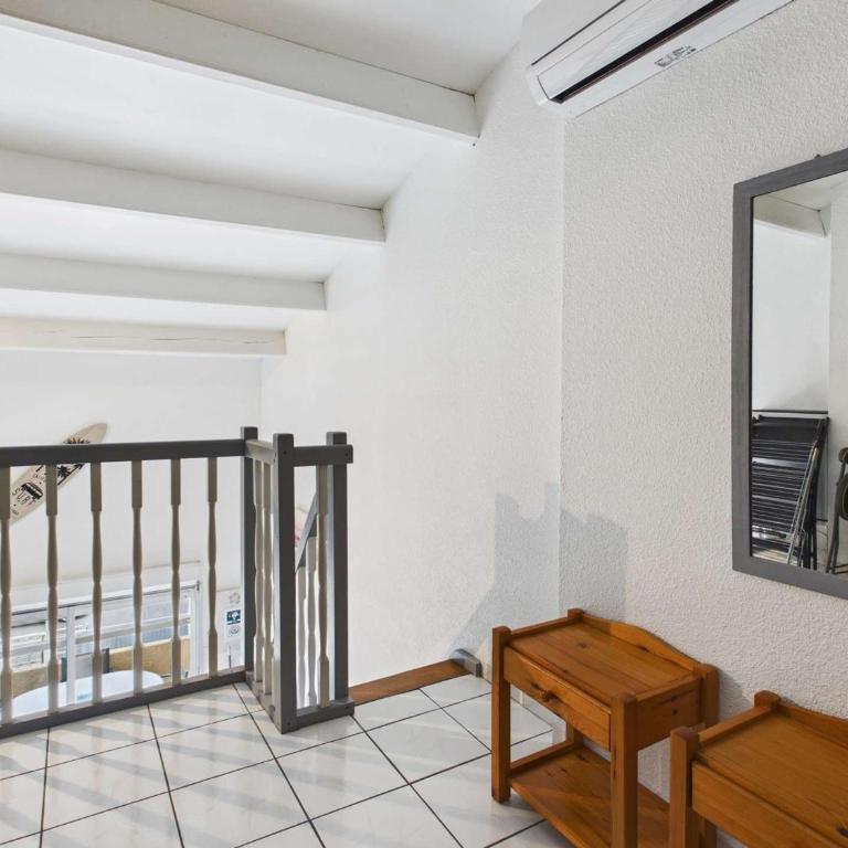 Appartement climatisé pour 6 avec piscine, terrasse et parking près de la plage - FR-1-326-793 - Appartement - 16