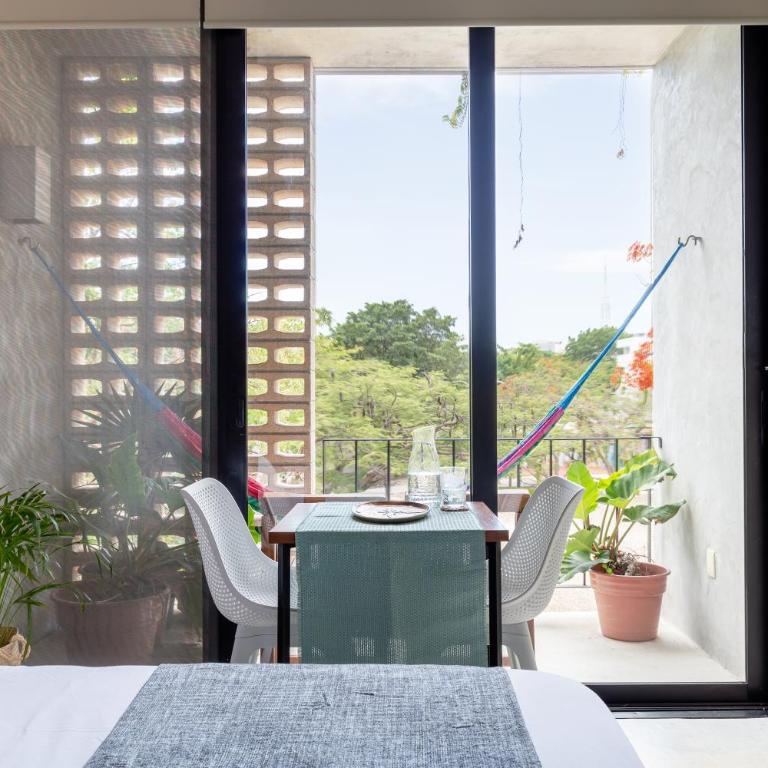 Stunning Park View Suites - Studio with Balcony - 1