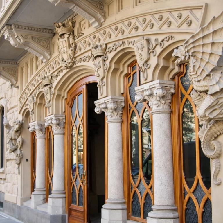 Torino - House of Dragons Historic Palace Apartment, Walk to Centre & Metro 2 min - Appartamento Deluxe con 2 Camere da Letto e Balcone - 12