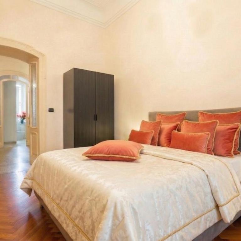 Torino - House of Dragons Historic Palace Apartment, Walk to Centre & Metro 2 min - Appartamento Deluxe con 2 Camere da Letto e Balcone - 3