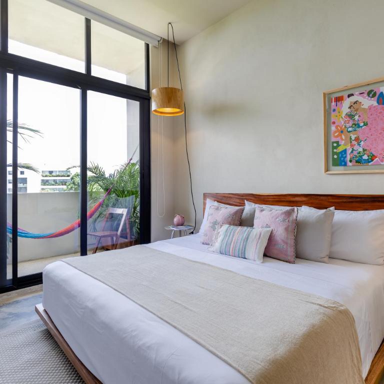 Stunning Park View Suites - King Studio - 13