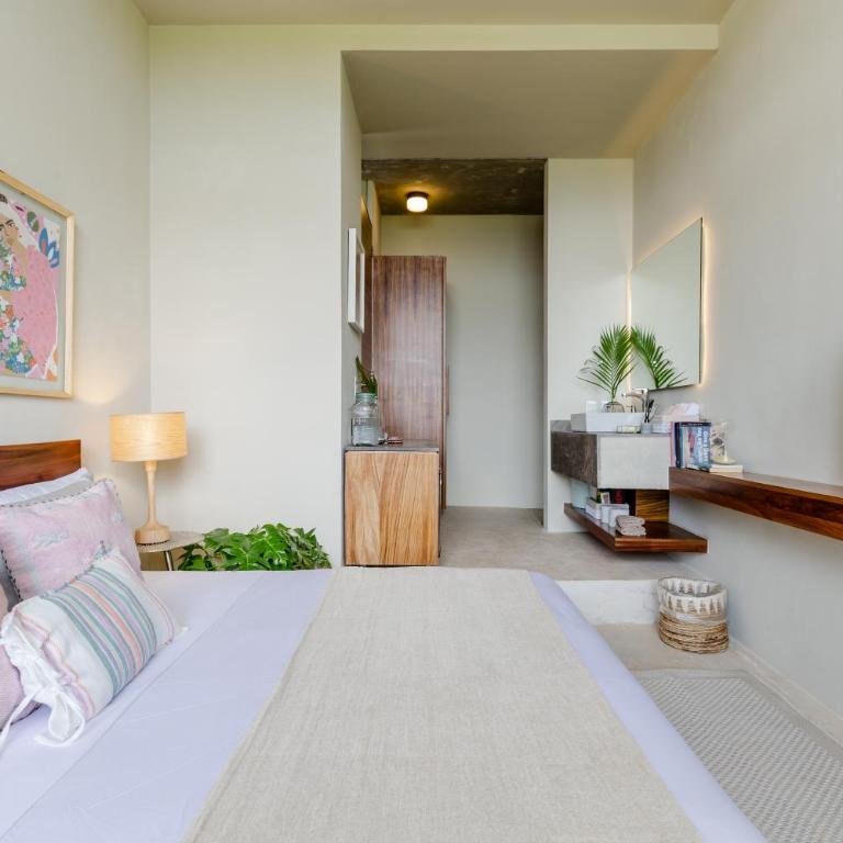 Stunning Park View Suites - King Studio - 14
