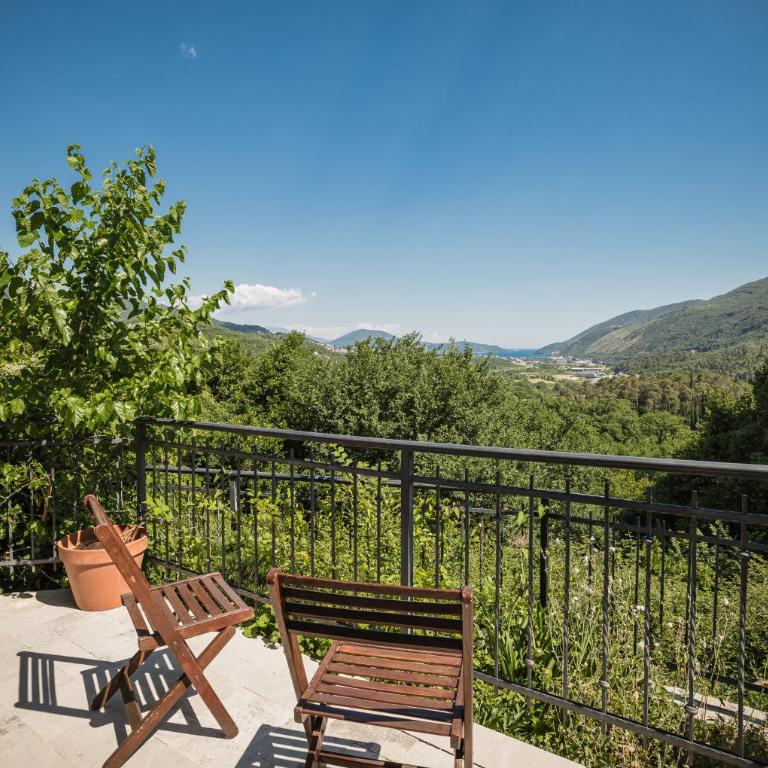 Lavender house with shared pool - Villa - 66