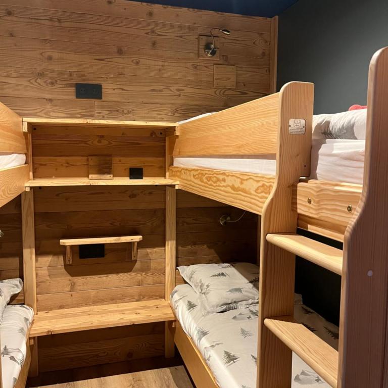 Les Appartements de Maé - Suite Familiale avec Balcon - 4