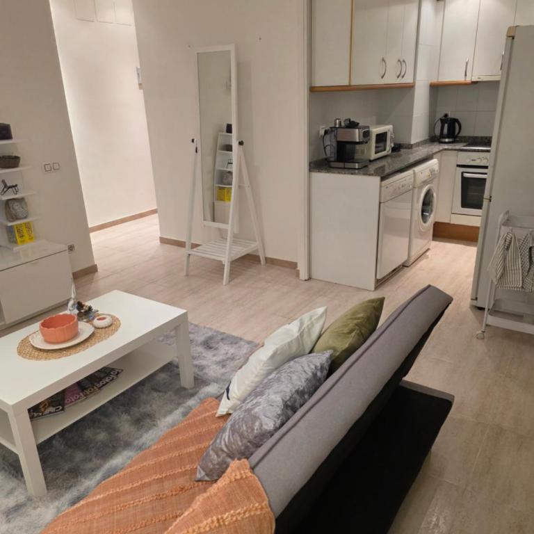 Piso 2 hab Céntrico - Apartamento de 2 dormitorios con vistas - 5