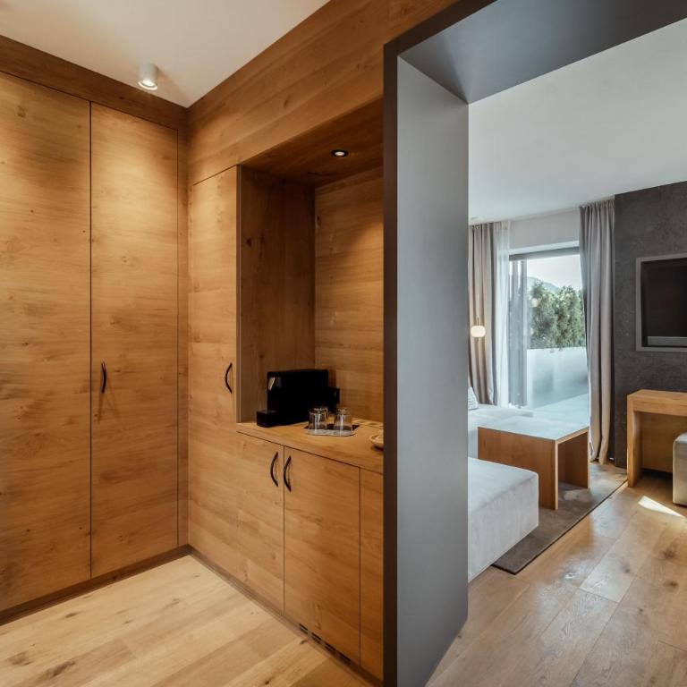 Hotel Alpen Tesitin Dolomites Spa Resort - Suite con 2 Camere da Letto - 4