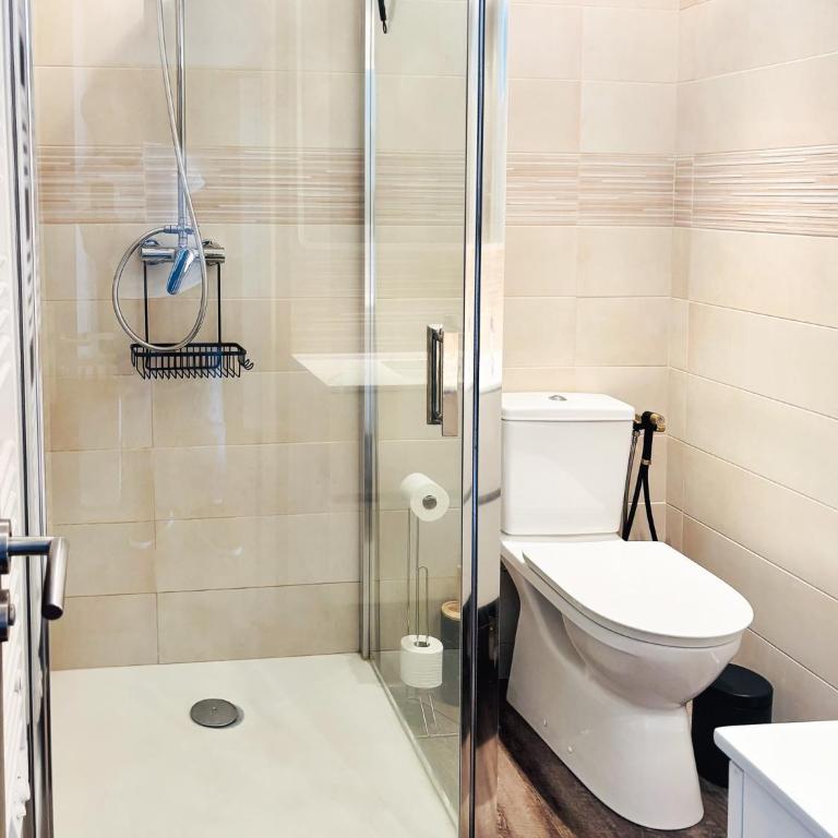 T2 with parking, Air-conditioned, 10 min from the beaches of Cannes - Appartement 1 Chambre - 54