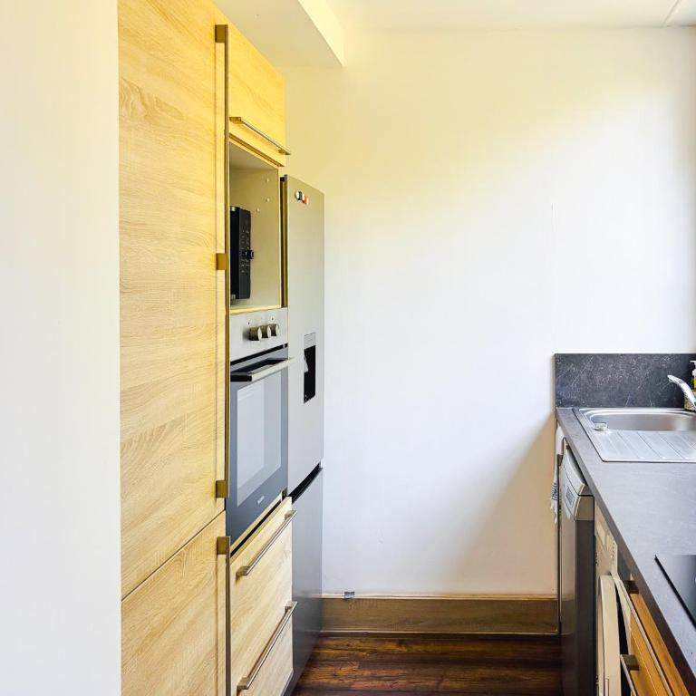 T2 with parking, Air-conditioned, 10 min from the beaches of Cannes - Appartement 1 Chambre - 69