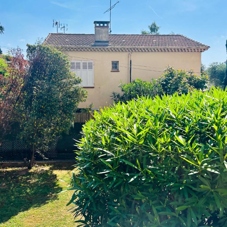 T2 with parking, Air-conditioned, 10 min from the beaches of Cannes - Appartement 1 Chambre - 81