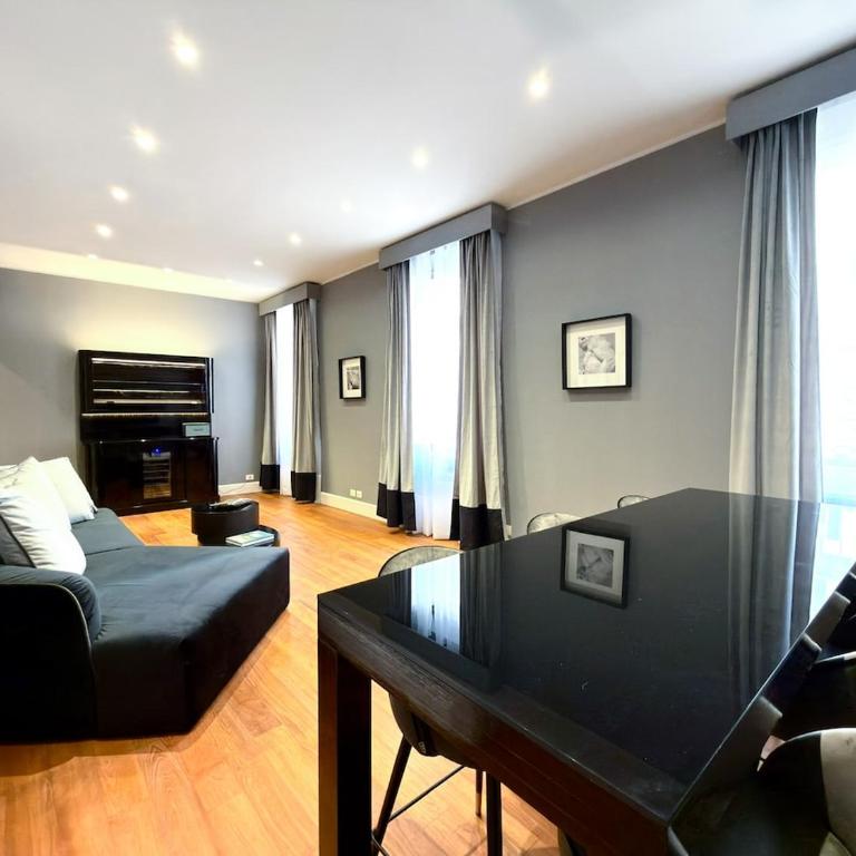 The Condotti Boutique Luxury Apartment 3Bd 2Bth At Spanish Steps - Appartamento con 3 Camere da Letto - 1