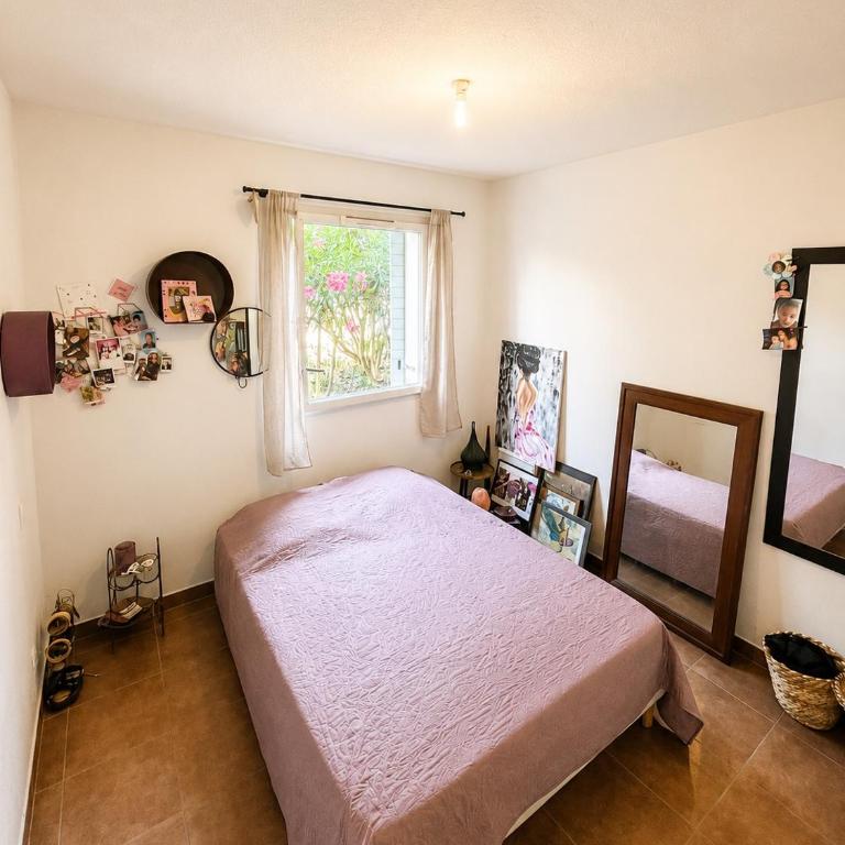 Idéalement située en face du canal, en centre ville, quartier calme arboré - Two-Bedroom Apartment - 3