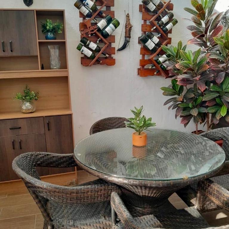 Hospedaje en Quito Norte, Apartamento & Suite independientes - Apartamento de 3 dormitorios - 17