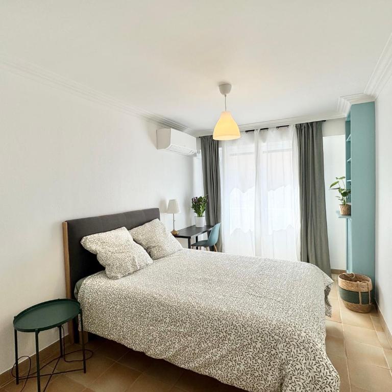 Le Rossini,Spacieux 3 pièces au coeur du centre ville d'Antibes - Appartement 2 Chambres - 1