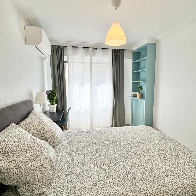 Le Rossini,Spacieux 3 pièces au coeur du centre ville d'Antibes - Appartement 2 Chambres - 7