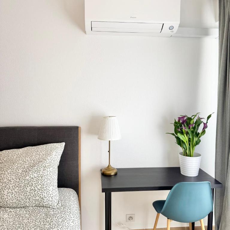 Le Rossini,Spacieux 3 pièces au coeur du centre ville d'Antibes - Appartement 2 Chambres - 8