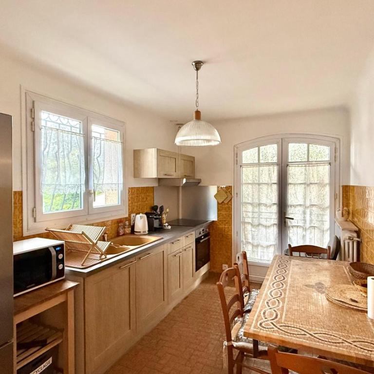 Spacieux T3 avec terrasse à Fréjus - One-Bedroom Apartment - 2