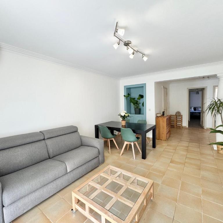 Le Rossini,Spacieux 3 pièces au coeur du centre ville d'Antibes - Appartement 2 Chambres - 14