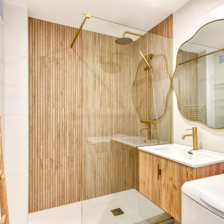 APPARTEMENT Rénové de type 3 VUE MER - Appartement 2 Chambres avec Balcon et Vue sur la Mer - 15
