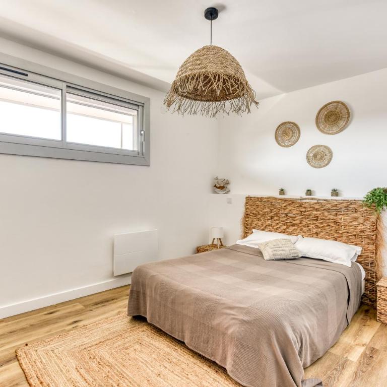 APPARTEMENT Rénové de type 3 VUE MER - Appartement 2 Chambres avec Balcon et Vue sur la Mer - 23